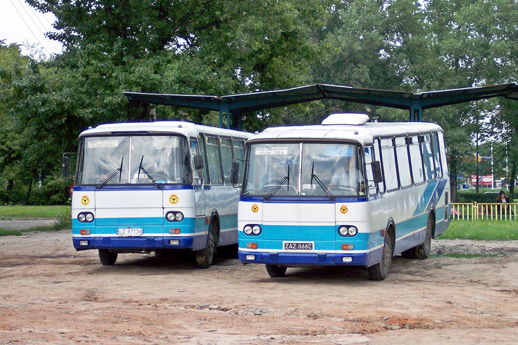 Autosan H9-21 #ZAZ 066C
W tym miejscu miał kiedyś być dworzec przesiadkowy komunikacji miejskiej. Aktualnie najczęściej parkują tu autobusy pks po skończonych kursach.
