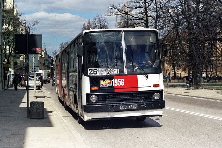 1956
Legendarna chyba już reklama, którą 1956 woził na sobie aż do końca. Kasacja: 2006

