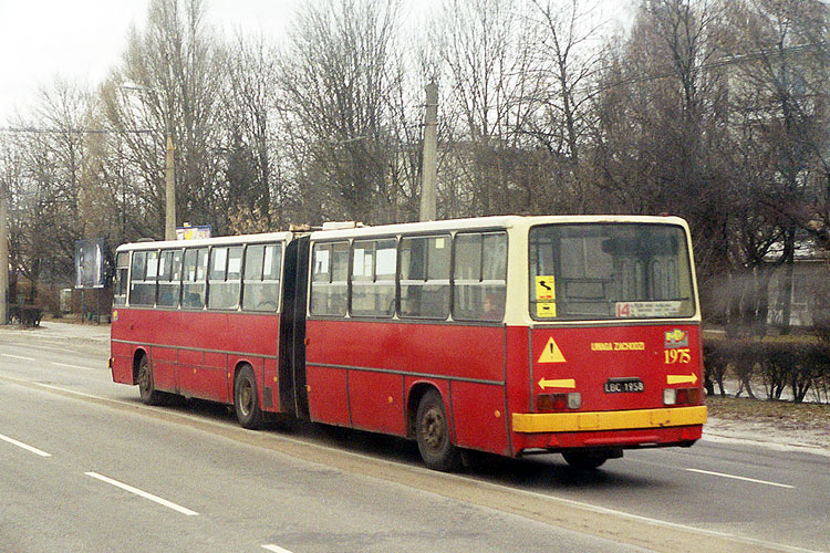 1975
