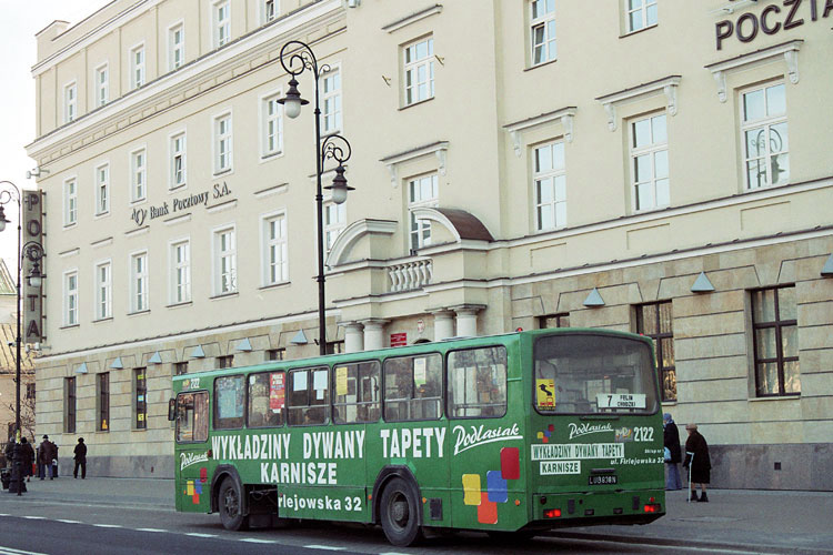 2122
Gdzieś zgubił klapę.
