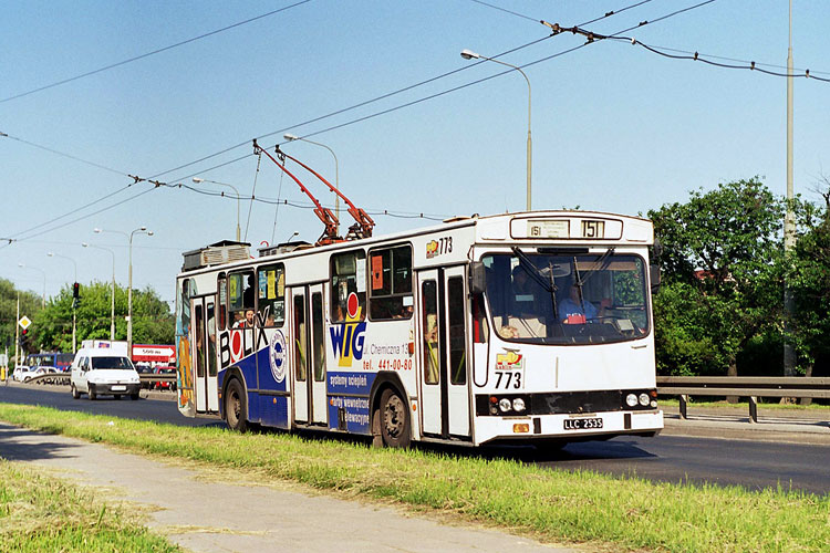 773
Kasacja: 2004.
