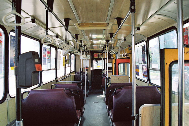 814
Wnętrze - przód.
