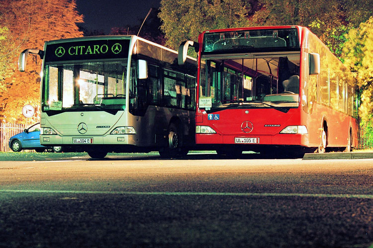 Mercedes O530 #UL105E
Stały tak dzień na parkingu po czym ruszyły w dalszą drogę. Szkoda, że nie zostały choć na testy...
