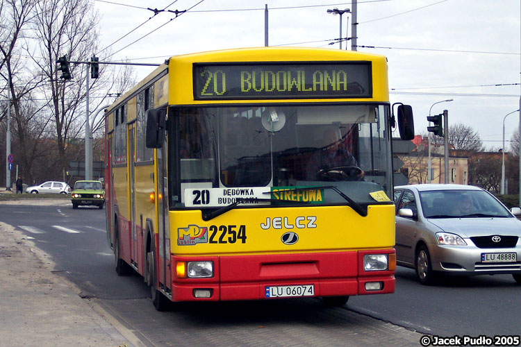 2254
Specjalnej taryfy na linie wybiegające nieco poza Lublin na szczęście już nie ma.
