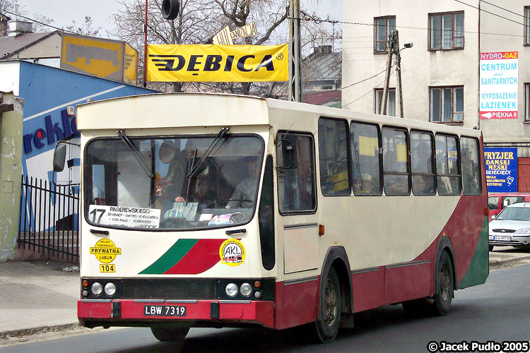 104
Więcej niż ten jeden niezbyt udany raz mi ten Edgabowy sprzęt już nie wjechał. Ciekawe, czy ktokolwiek inny ma jego zdjęcie?
