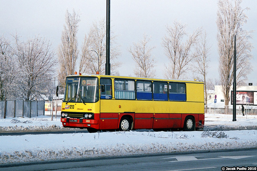 1213
Jedyny holownik z MPK o nieustalonym pochodzeniu wyruszył do awarii.
