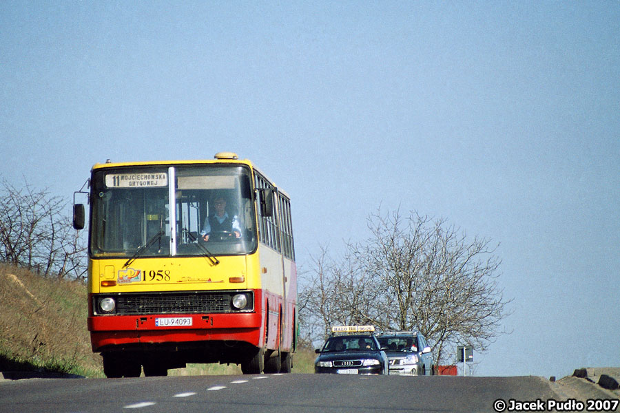 1958
Ikarus w natarciu.
