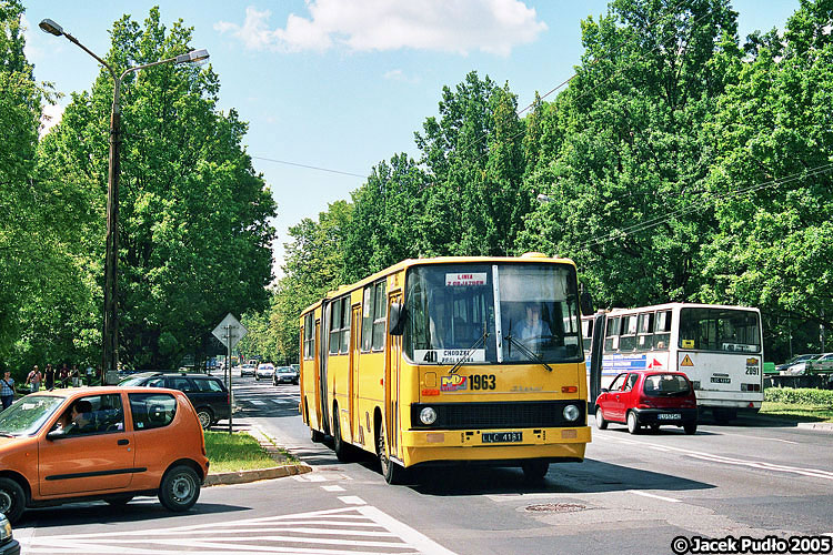 1963
Ikarus ten w trakcie remontu dostał tylną sekcję z 1850, co wraz z drobnymi naprawami wydłużyło jego żywot o 2 lata, do 2007 roku.
