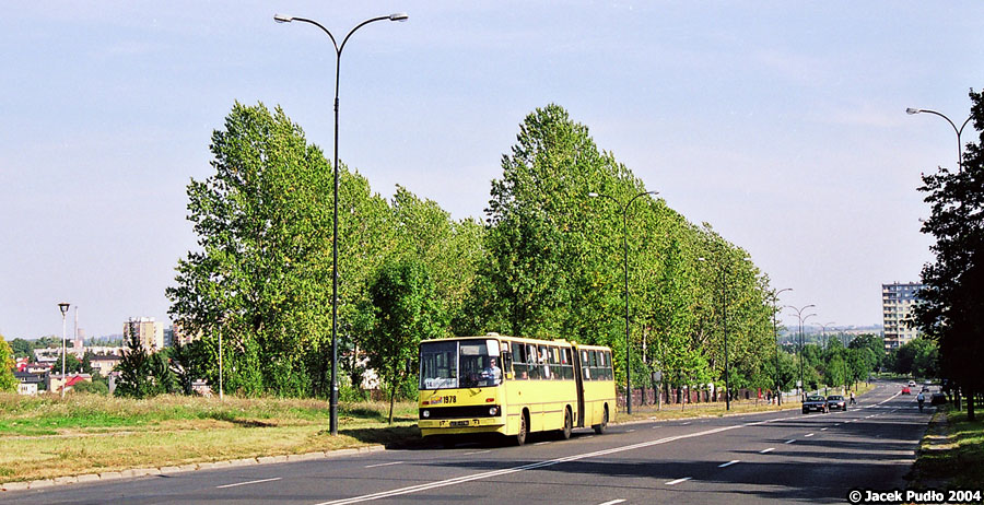 1978
Nieprzegubowy dziś przegubowiec na 14.

