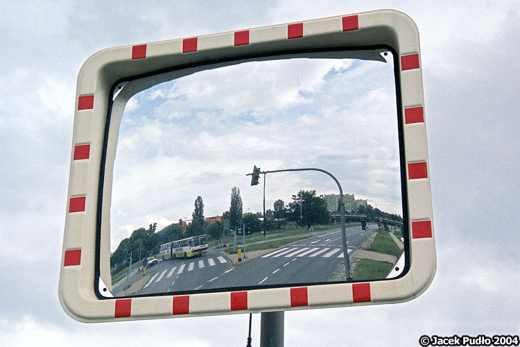 1989
Wariacja z lustrem. 
