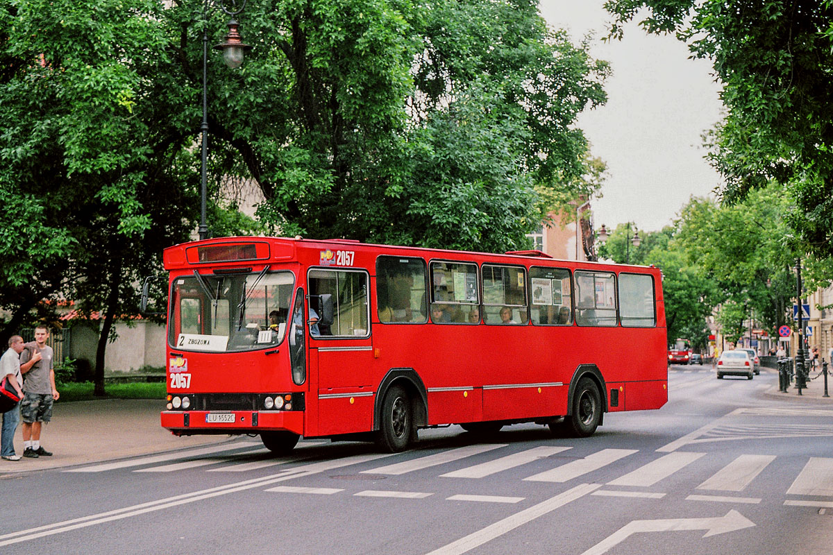 2057
Zdjęcie przypomina, że w Lublinie 10 lat temu było jeszcze całkiem sporo Jelczy M11.

