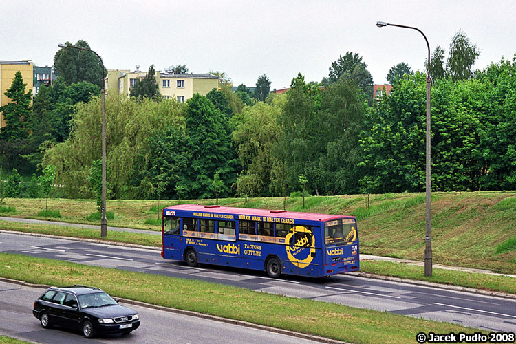 2179
Tuningowany jelcz na zielonej części Filaretów.

