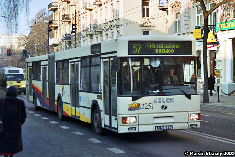 2251
Mełgiewska FSC, Mełgiewska Daewoo, Mełgiewska WSEI - tak zmieniały się nazwy końcowego 57.
