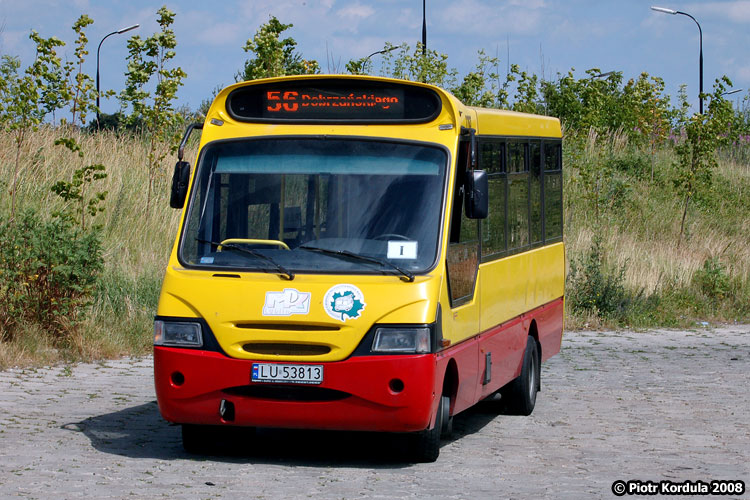 2261
Mój dobry kolega fotograf nie zapomina o tym, by przy nadarzającej się okazji sfotografować mi autobus. Pozdro, Piotrek!
