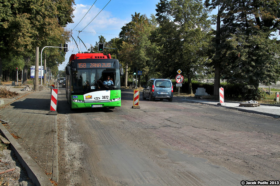 3872
Na Drodze Męczenników Majdanka w trakcie remontu w 2013 r. pod starym asfaltem odkryto jeszcze starszy klinkier.
