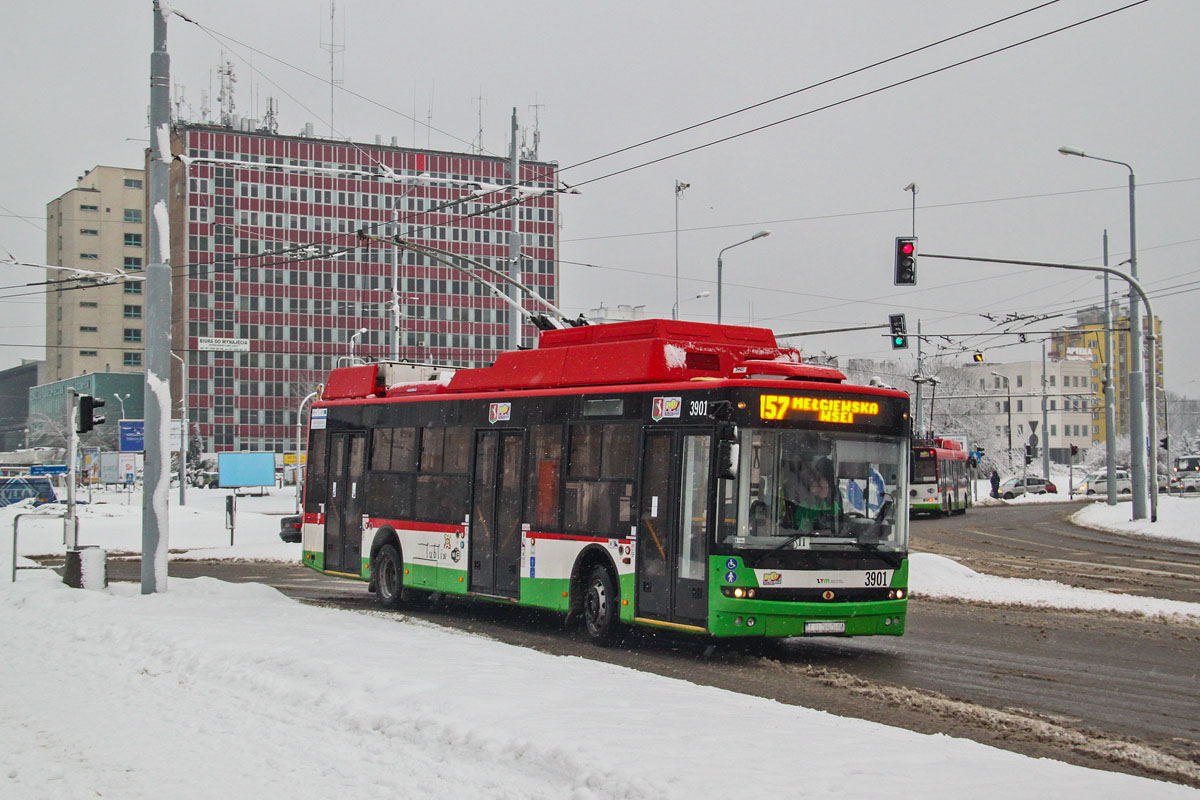 3901
W zimowej szacie na linii 157.
