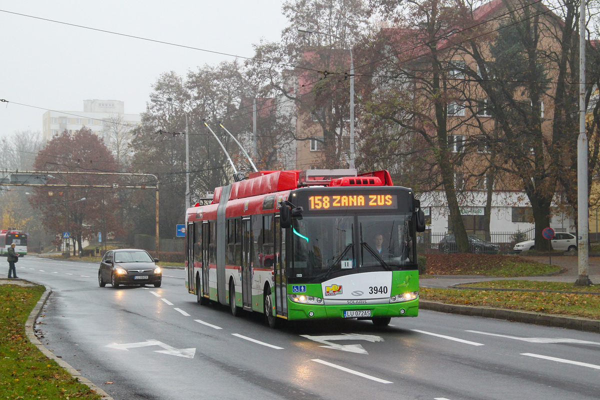 3940
Nówka w jesienny, mglisty dzień na popularnej linii 158.
