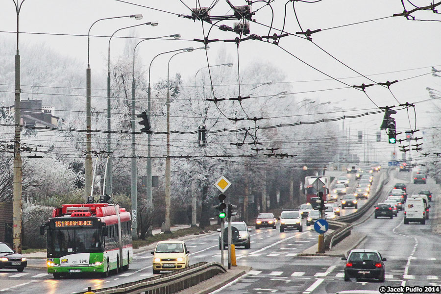 3941
Przegubowce kierowano od początku na najbardziej obciążone linie, takie jak 151.
