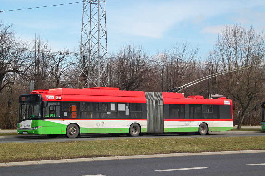 3943
Model ten posiada baterie trakcyjne, umożliwiające jazdę bez sieci.
