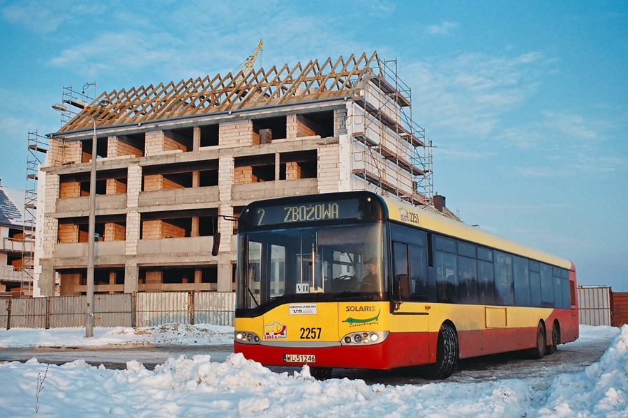 2257
Po połączeniu 2 i 52 w jedną linię, tabor jeżdżący do Borka jest dalej zadowalający.
