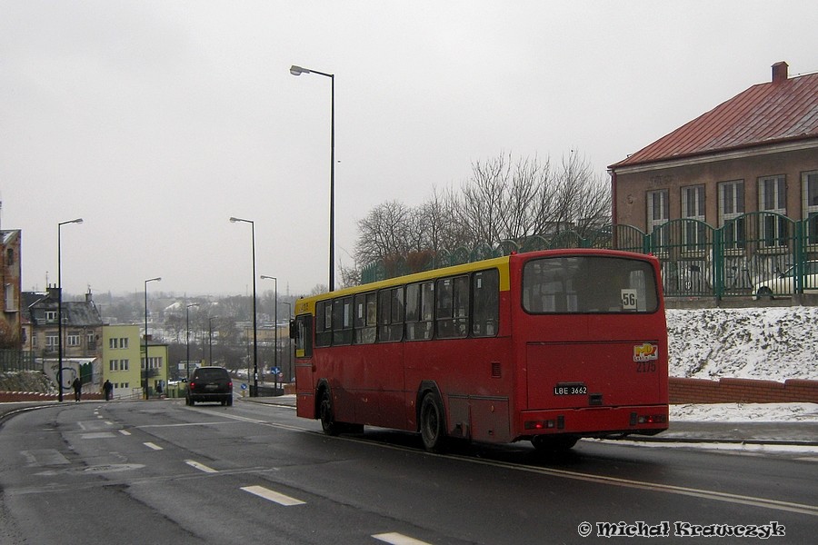 Uroczystości pogrzebowe
56 na Mościckiego.

