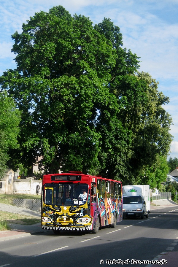 2113
Najbliższe dwa miesiące autobusy wysokopodłogowe spędzą na zajezdni.
