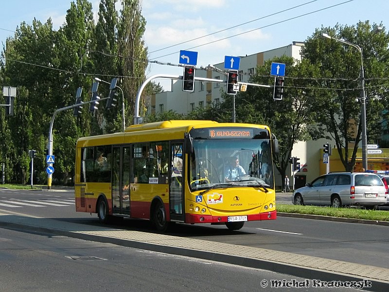 Autosan A0808MN Sancity RSA 37UY
Debiut testowego autosana na liniach MPK. Jego kariera w Lublinie trwała bardzo krótko, bo już następnego dnia wziął udział w kolizji.
