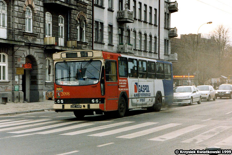 2098
Czystość spalin od początku nie była mocną stroną rabowskich silników.
