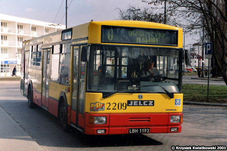 2209
Jelcz w oryginalnym oklejeniu i z numerem od szablonu na linii 0.
