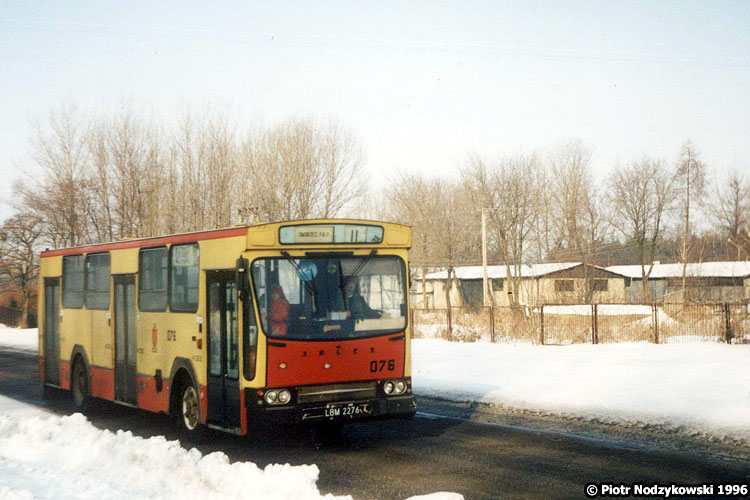 Jelcz M11 #076
Mig z ciekawymi ramkami świateł przeszczepionymi z hadziewiątki.
