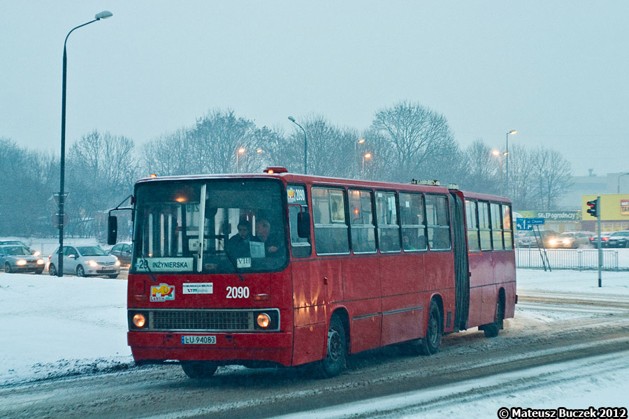 2090
Mróz, śnieg i jeden z ostatnich Ikarusów.
