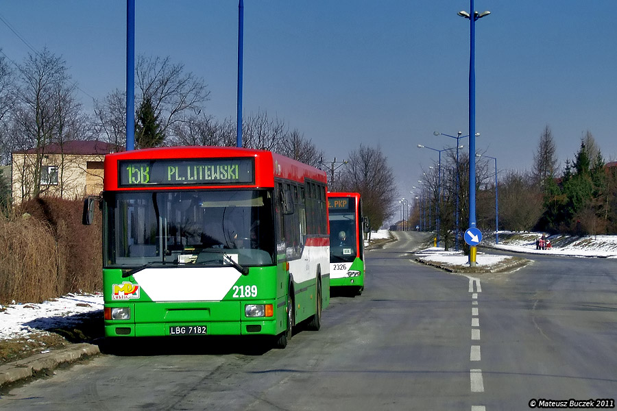 2189
2189 jak na piętnastoletniego gniota przystało ma za sobą co najmniej jeden poważny remont oraz kilkukrotne lakierowanie.
