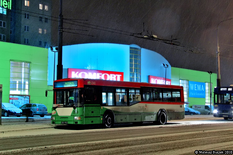 2243
Mobilny.
