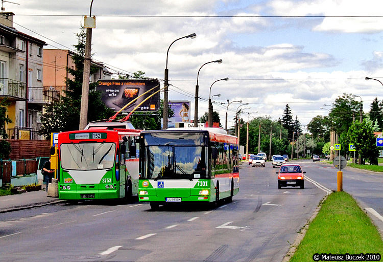 7101
Tak prezentuje się najnowszy nabytek Syl-transu. Już niedługo zobaczymy go na linii. 
