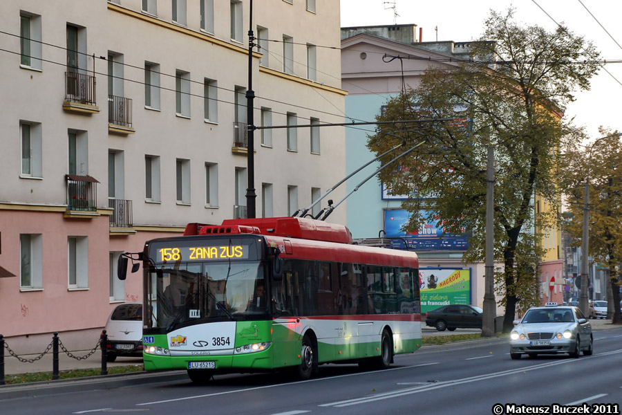 3854
W 2011 r. dało się odnotować, że Skodo-solarisy cechował ładny wygląd i dobre osiągi. 
