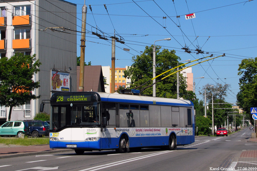 Solaris Trollino 12T #3037 PKT Gdynia
3037 w reklamie ZKM Gdynia promująca komunikację zbiorową.
Słowa kluczowe: PKT_Gdynia