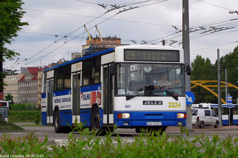 Jelcz 120 ME #3334 PKT Gdynia
Jelczyk na linii 29 kursującej między Węzłem F. C. a Dąbrową Tesco.
Słowa kluczowe: PKT_Gdynia